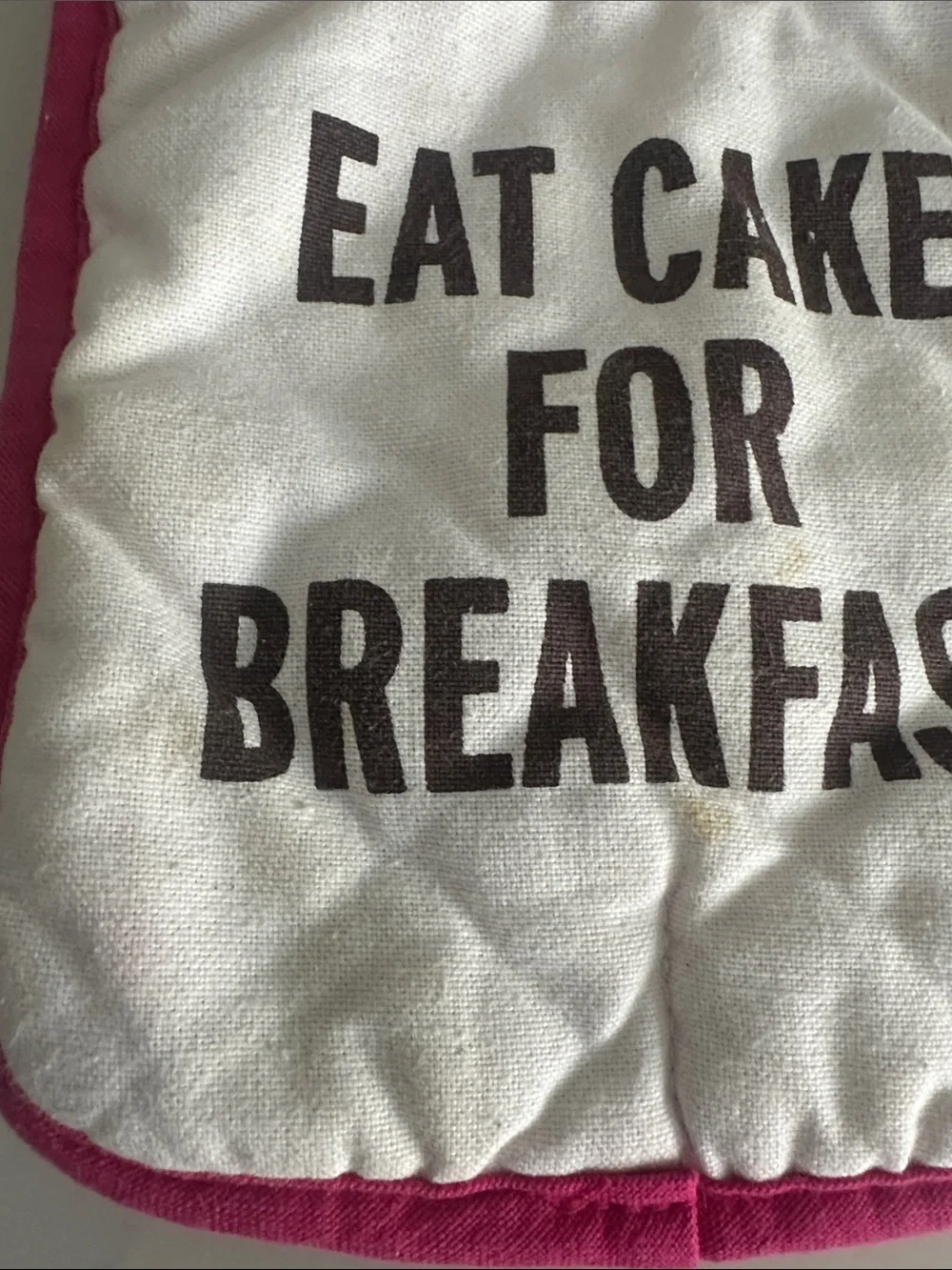 kate spade Pink and White Quilted Oven Mitt - 